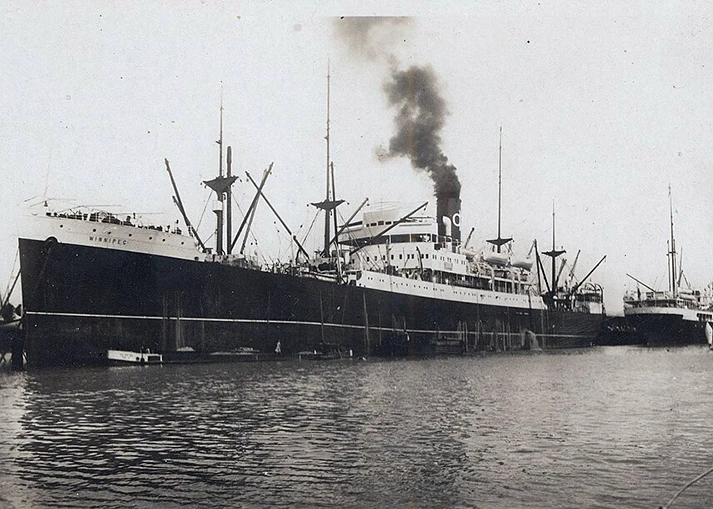 El barco Winnipeg con emigrantes a bordo